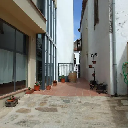 Casa rural Rural Nogalas *