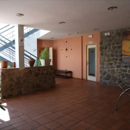 Rural Nogalas Montánchez